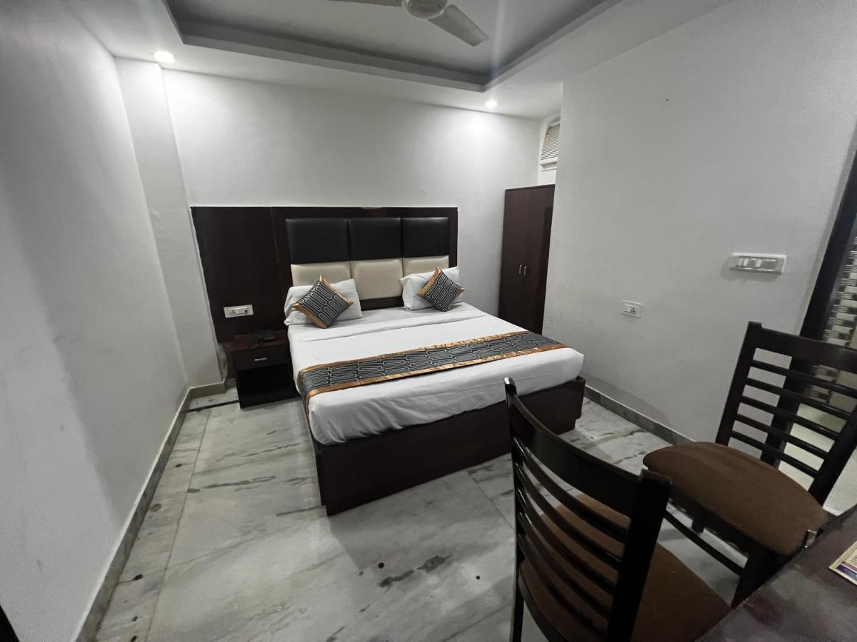 Hotel Krone A Family Hotel Near Igi Airport Delhi New Delhi Exterior photo