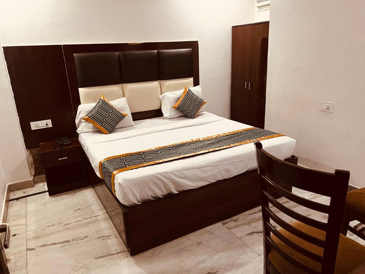 Hotel Krone A Family Hotel Near Igi Airport Delhi New Delhi Exterior photo