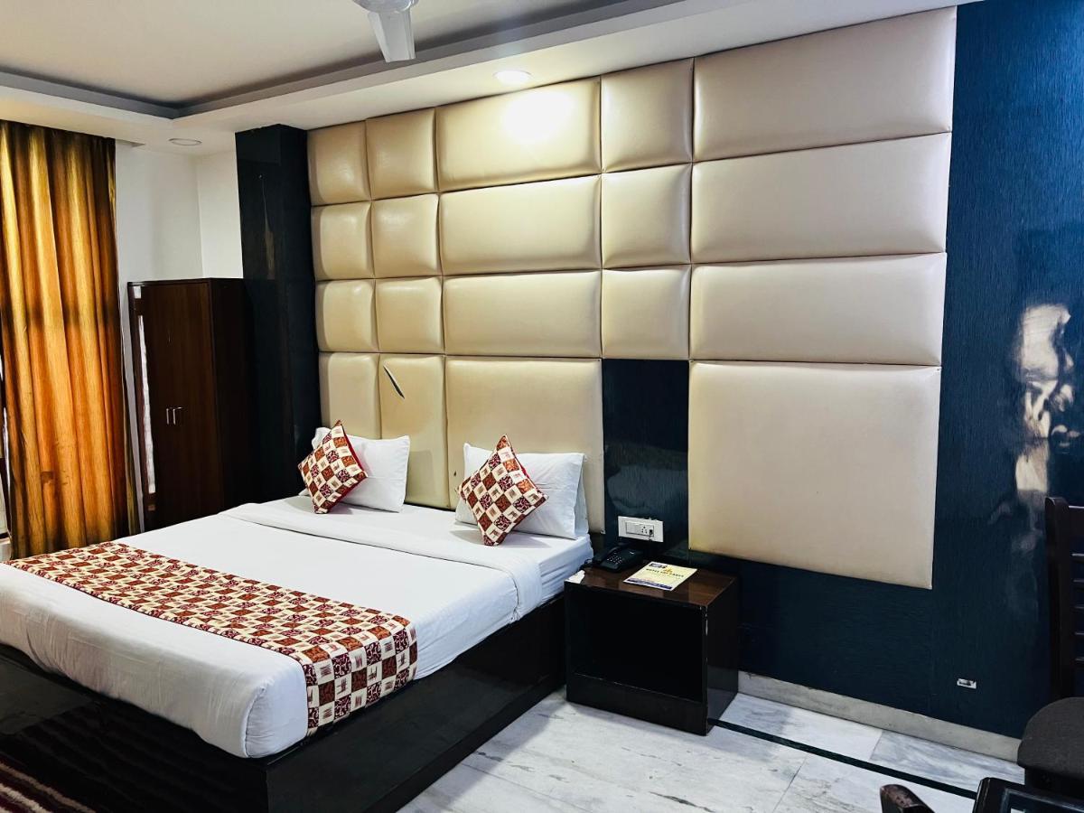 Hotel Krone A Family Hotel Near Igi Airport Delhi New Delhi Exterior photo