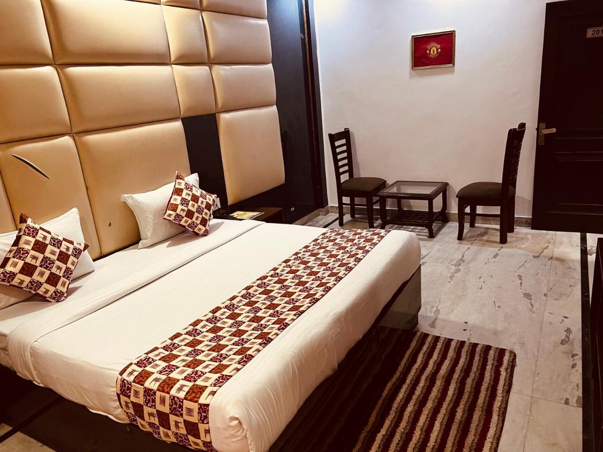Hotel Krone A Family Hotel Near Igi Airport Delhi New Delhi Exterior photo