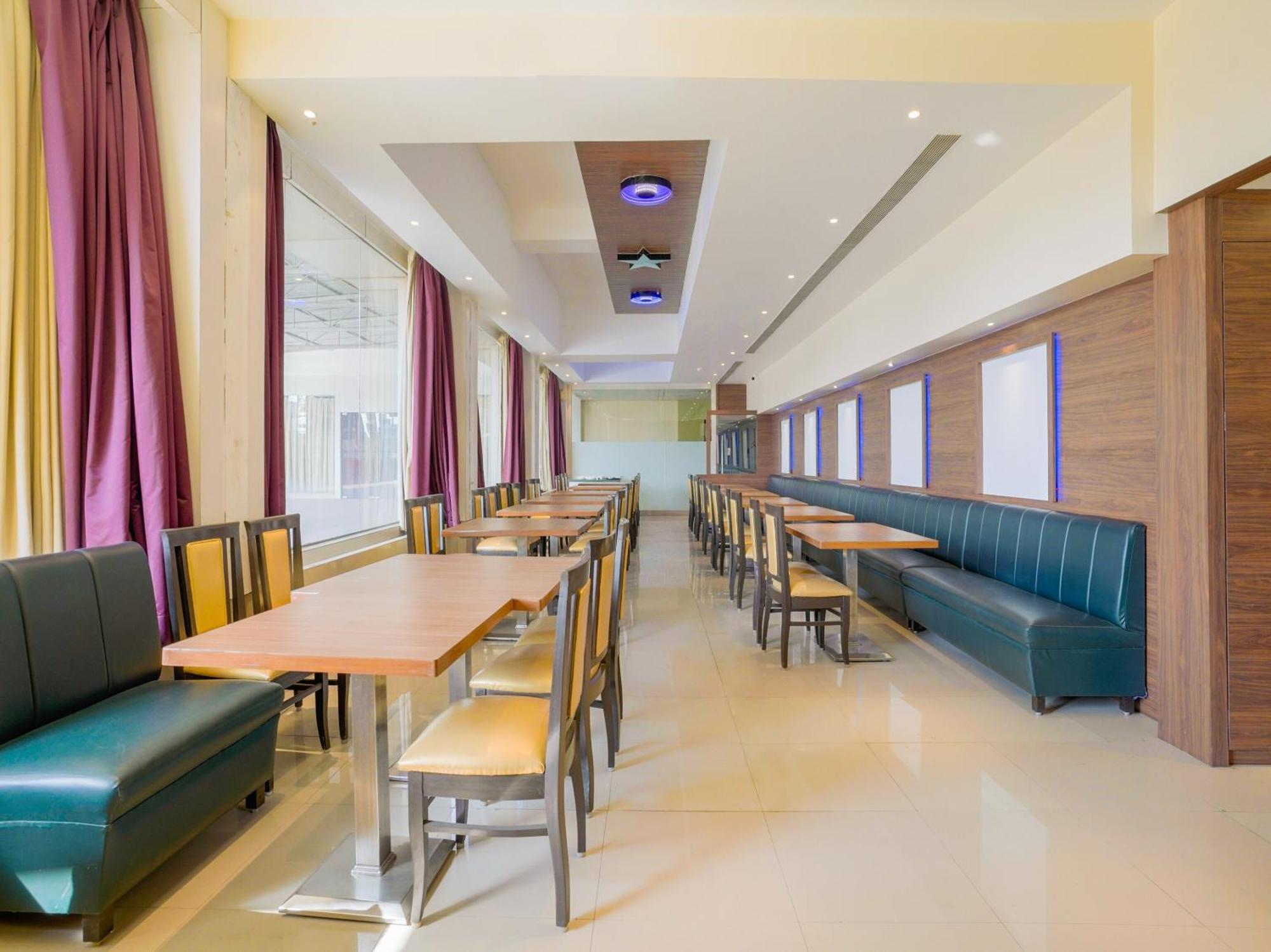 Hotel Krone A Family Hotel Near Igi Airport Delhi New Delhi Exterior photo