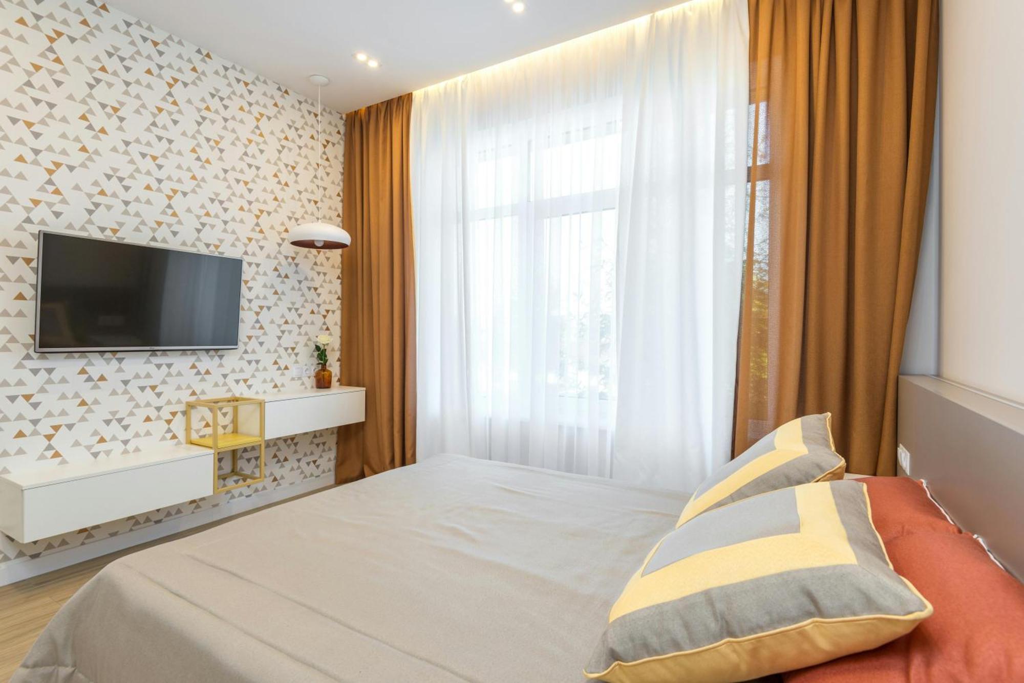 Hotel Krone A Family Hotel Near Igi Airport Delhi New Delhi Exterior photo